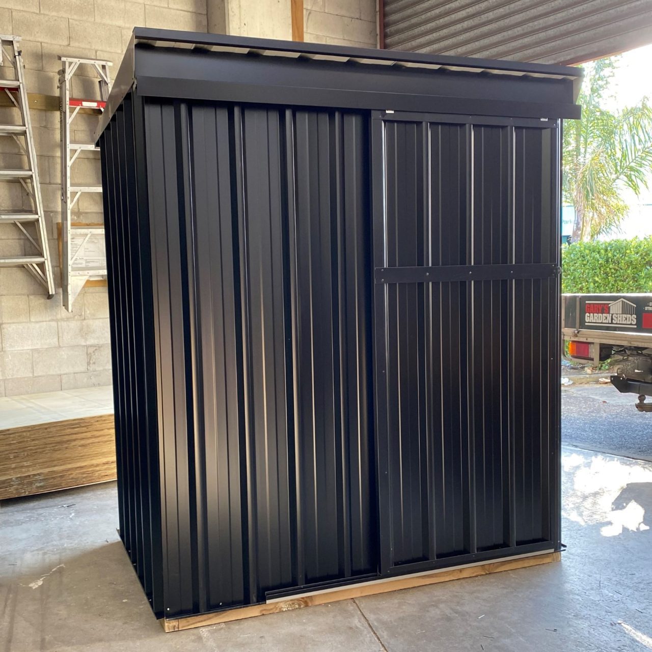 Clearance Shed Ebony 1.8m x 1.2m Gary's Garden Sheds Quality