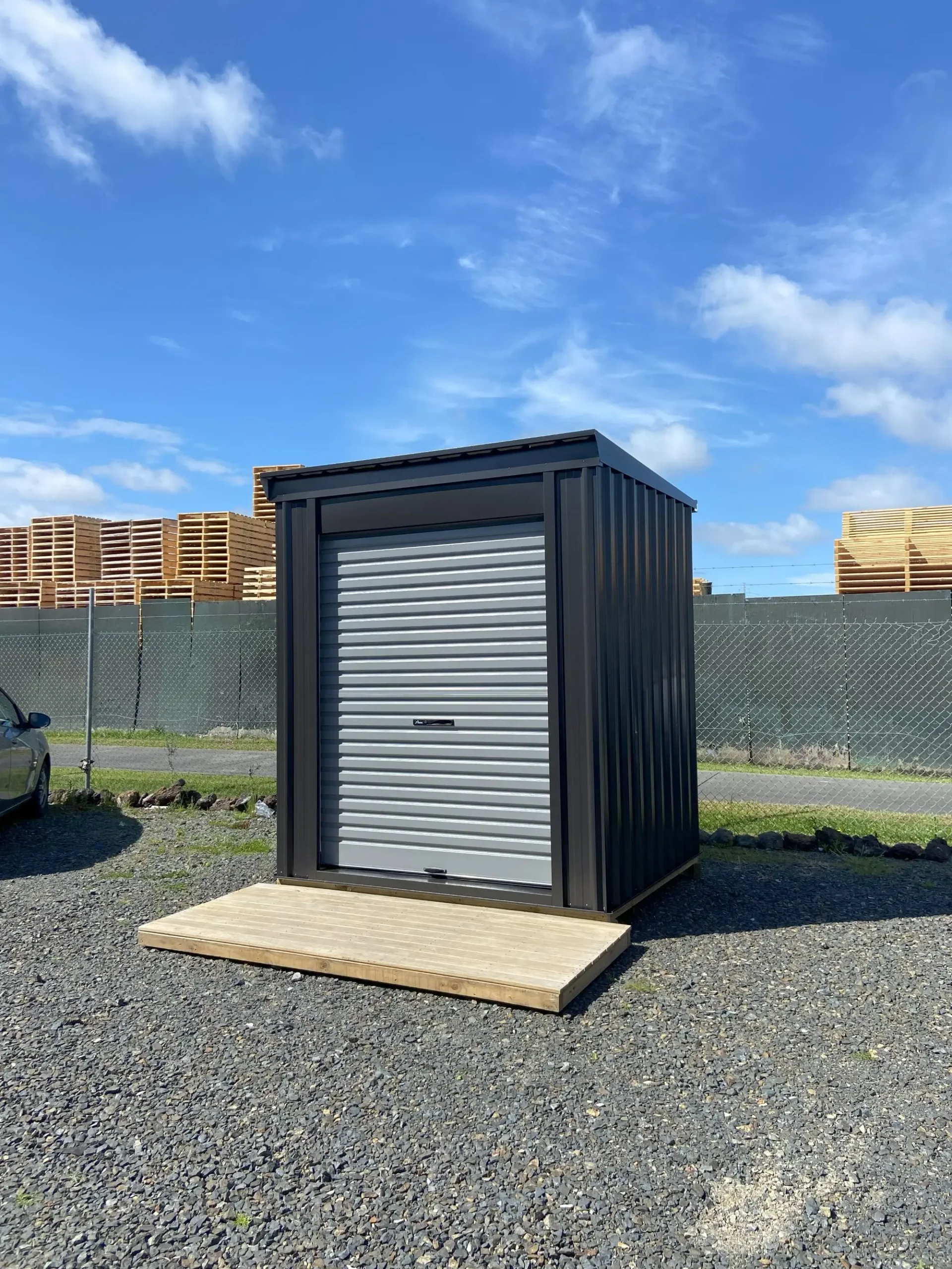 Roller door, Flaxpod with Sandstone Grey, 2.2x1.8-resized