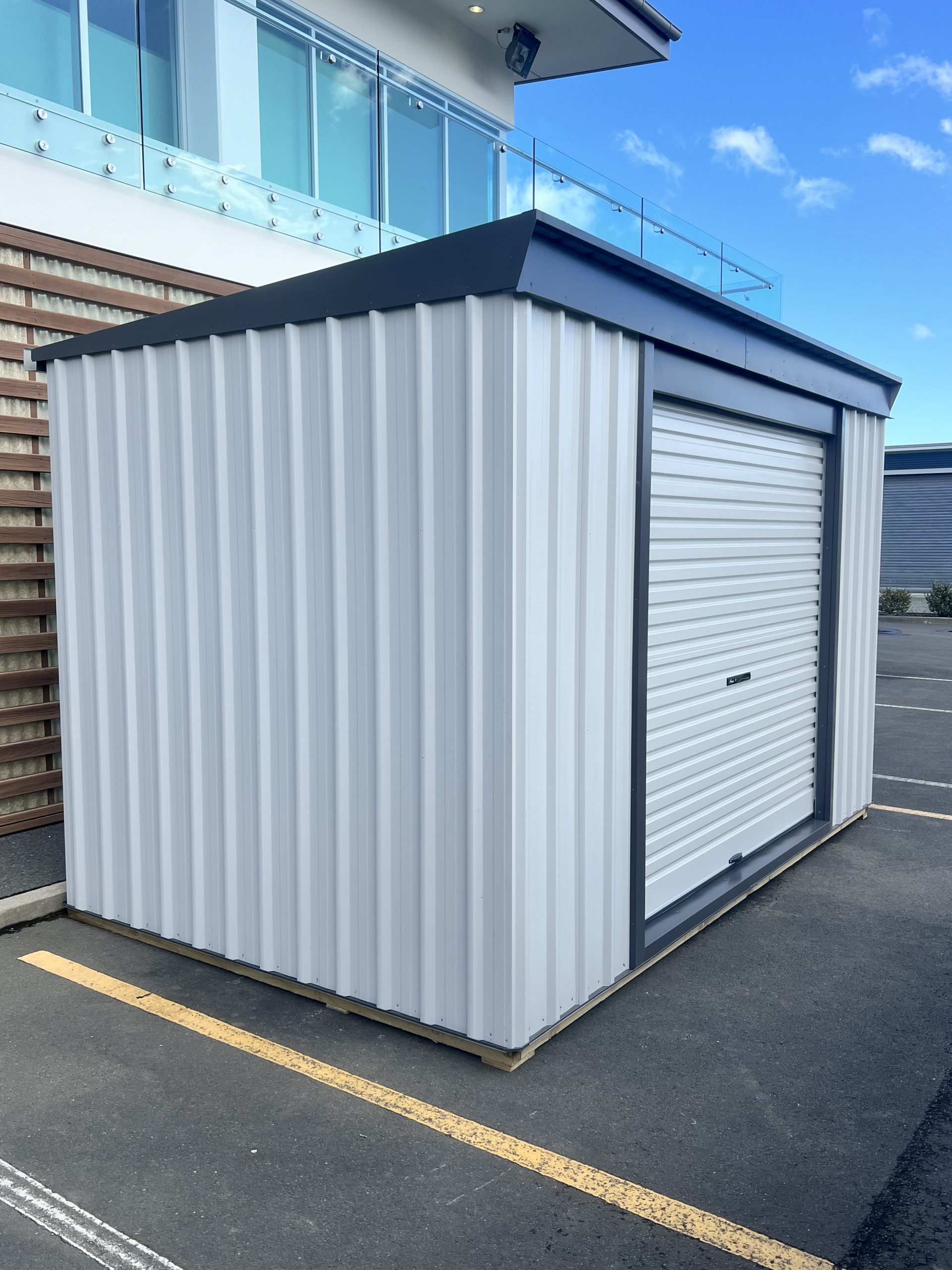 Roller door sheds, Gull Grey with Grey Friars, 4.0x2.4 -2